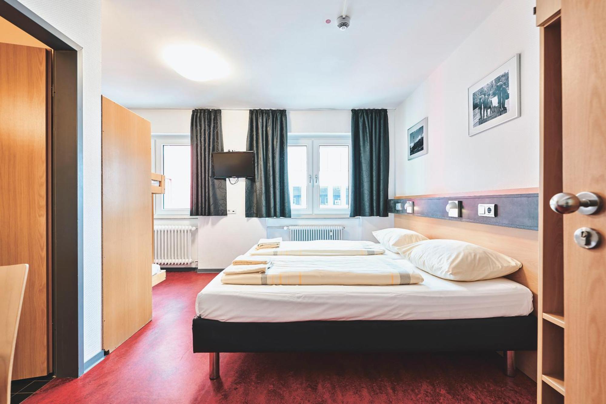Djh Jugendgaestehaus Adolph Kolping Dortmund Exterior photo