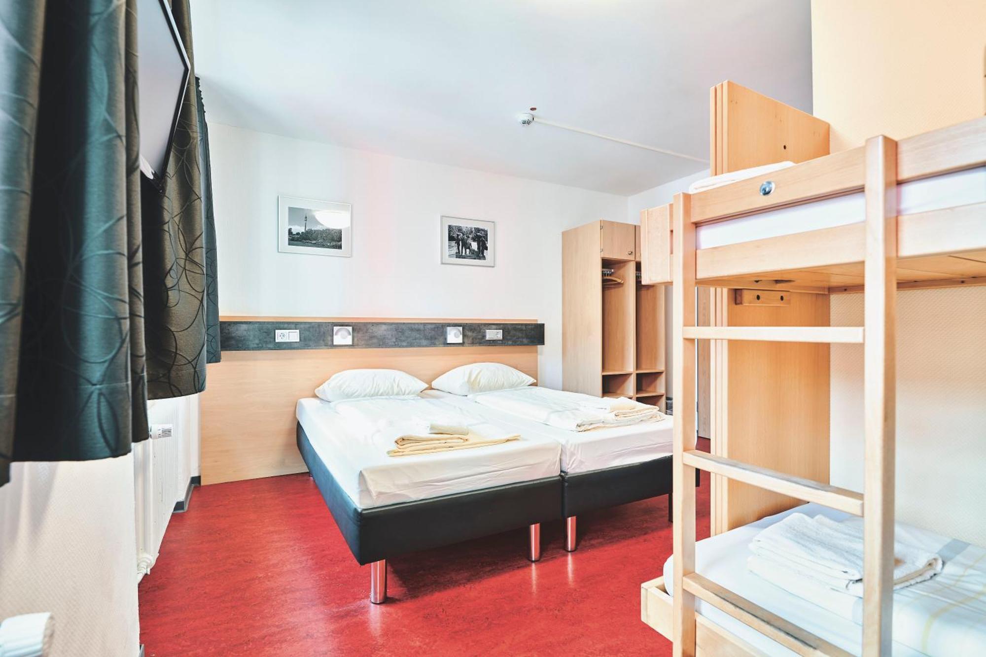 Djh Jugendgaestehaus Adolph Kolping Dortmund Exterior photo